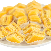 Load image into Gallery viewer, Baklava Fekia Tunisian nut baklava pieces in 450g box by Masmoudi Gourmet