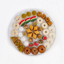 Load image into Gallery viewer, Discovery box of assorted Tunisian cakes and pastries