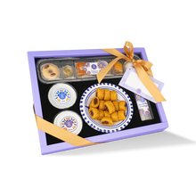 Load image into Gallery viewer, Tunisian Pastry Gift Box – Saveurs Gourmandes, 480g