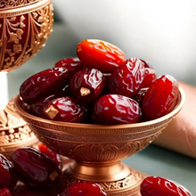Load image into Gallery viewer, Dattes Deglet Noor Premium – Authentiques , Saveur Exquise 200gr
