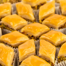 Load image into Gallery viewer, Baklawa Pistachio 12Pcs
